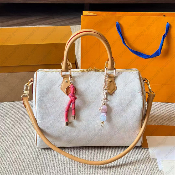 high quality tote bag designer hot Soft 30 men women fashion travel bag large capacity zipper shoulder bag crossbody bag 2025 tote bag
