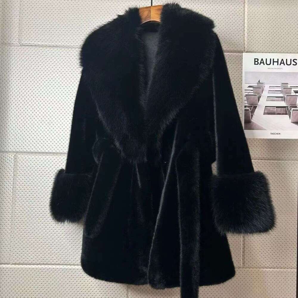New large collar long sleeved environmentally friendly European mink imitation fox fur plush coat with tied waist