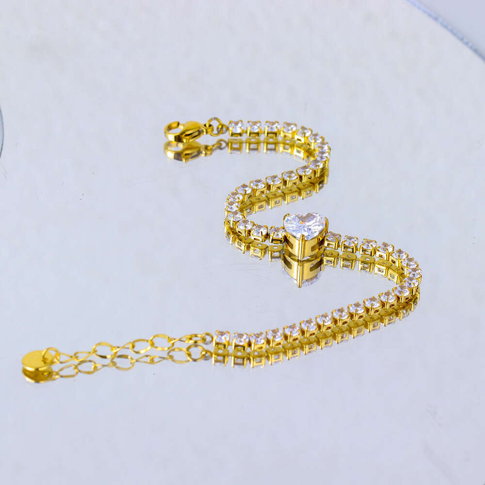 Heart-Shaped Zircon Fashionable Elegant Necklace Set Hong Kong Style High-End Temperament Women's New Bracelet