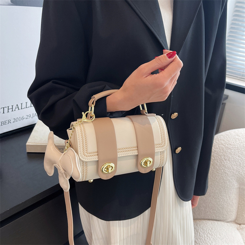 Autumn New Women s Shoulder Bag Fashion Color blocked New Handbag Fashion Simple Autumn New Designer Bag Versatile Commuter Bag Women s Crossbody Bag