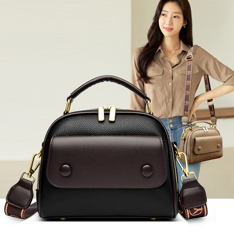 Soft Surface Handbag Women's New Fashion Middle-aged Mom Casual Versatile Multi-layer Large Capacity Shoulder Crossbody Bag ddmymoon