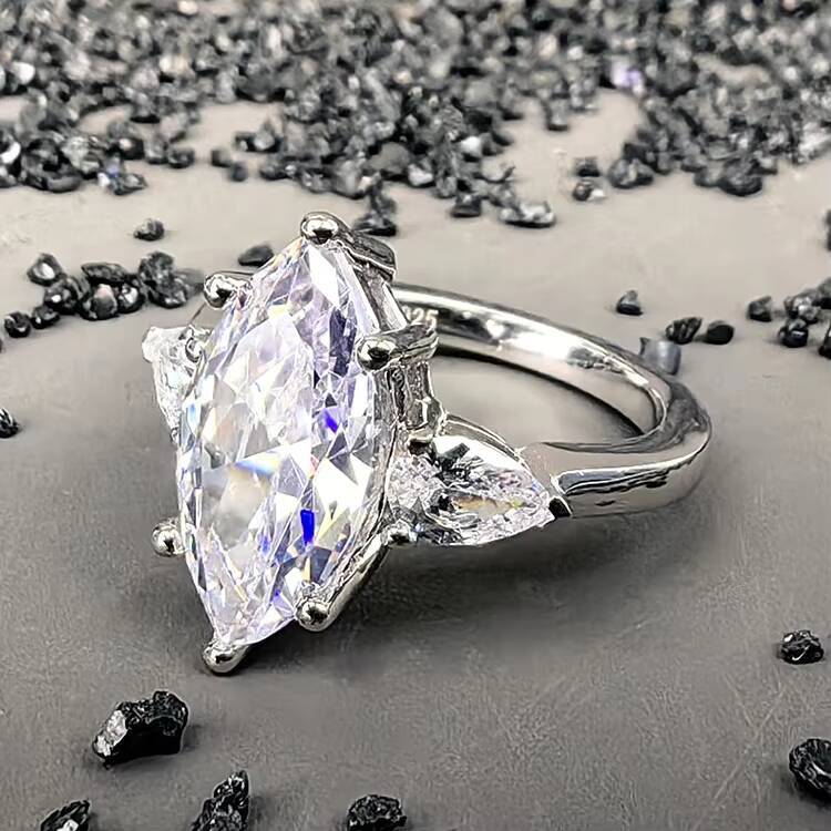 Factory Trendy Rhodium Plated S925 Silver Fine Jewelry Delicate Moissanite Three Stone Ring for Women Engagement Wedding Gift