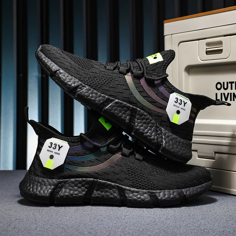 Sneakers Mens Womens Flyweave Sneakers Summer Running Shoes Soft Stripe Breathable Mesh 250805