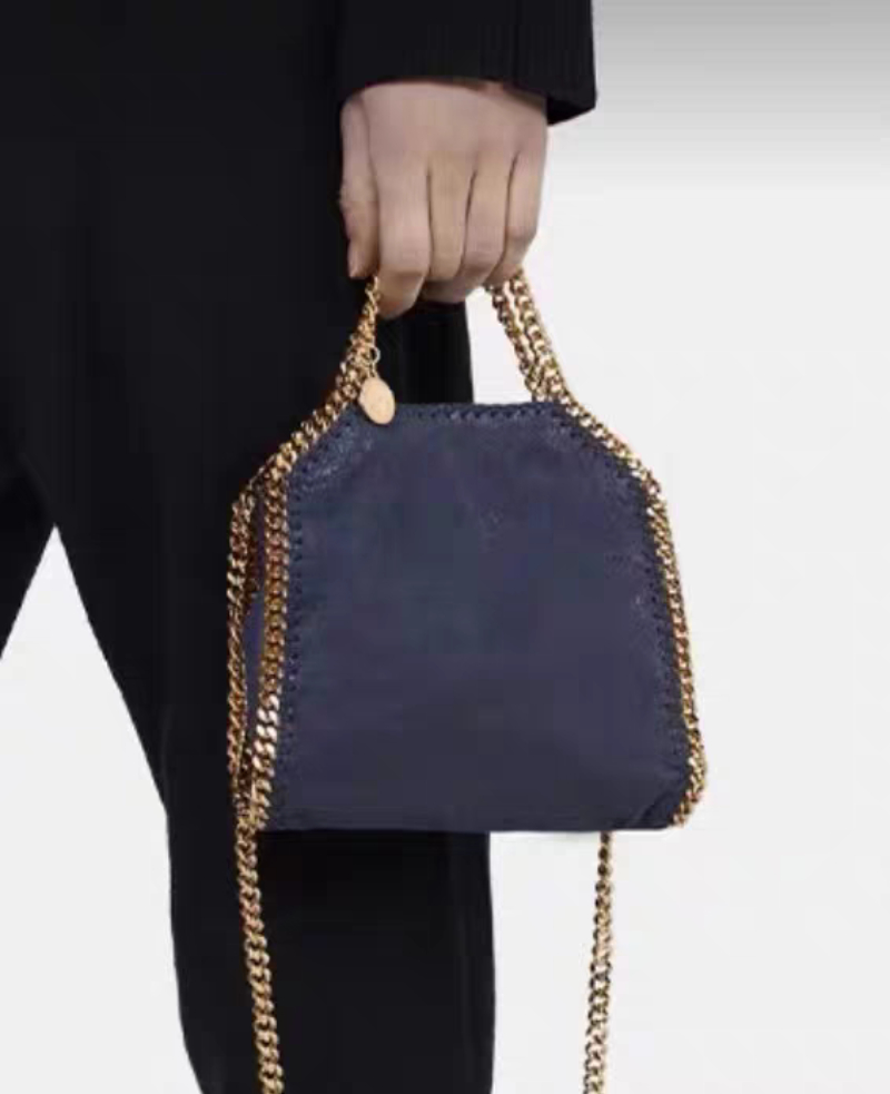 New Designer Women's Cross Body Bag Chain Belt Shoulder Bags European Fashion Purses And Handbags High Quality Trend 18cm Messenger Chain Party Bag Small Totes 3308