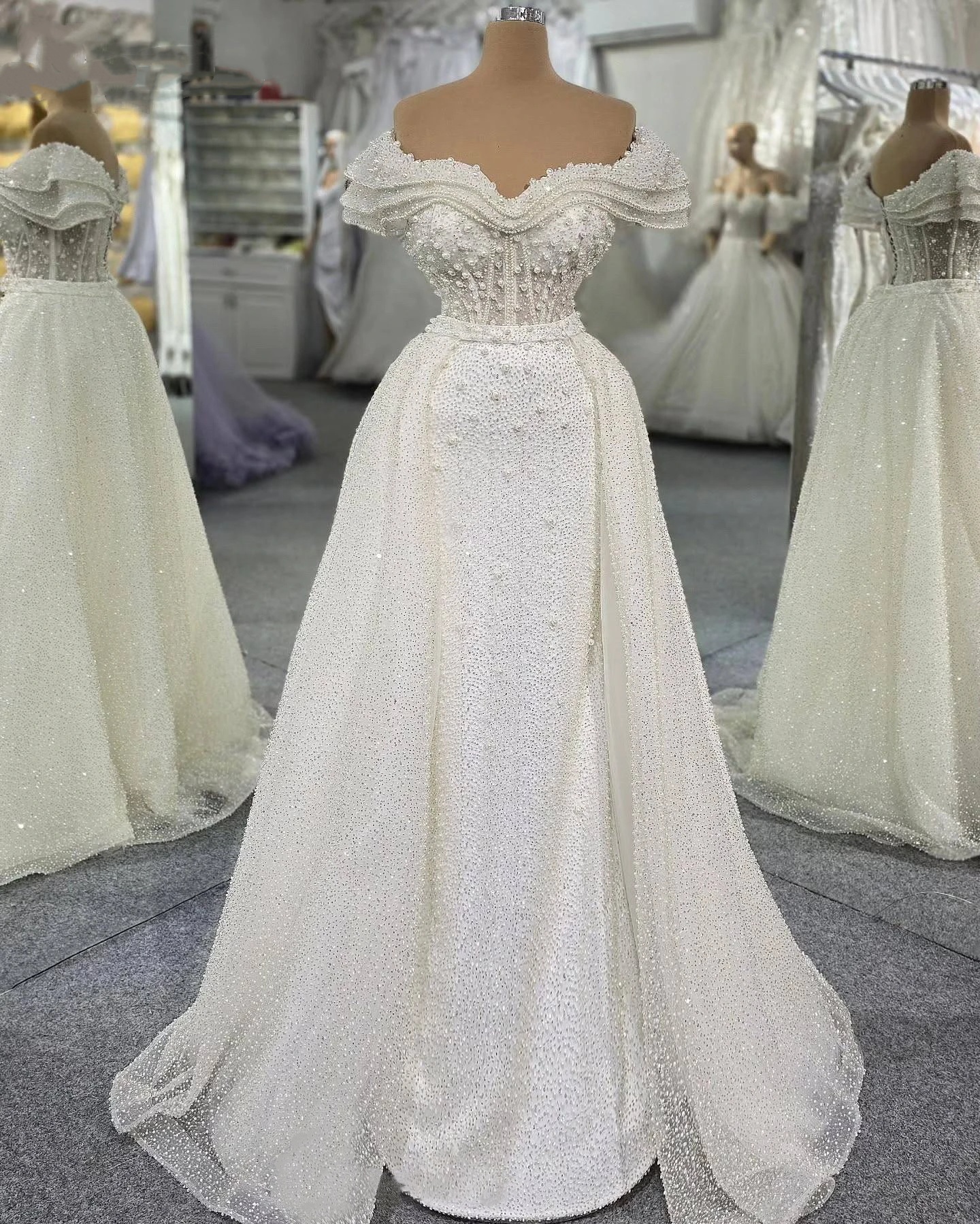 Modern Wedding Dresses Pearls Sequins Bridal Gowns with Detachable Train Off Shoulder Mermaid Customized Vestidos De Novia Plus Size