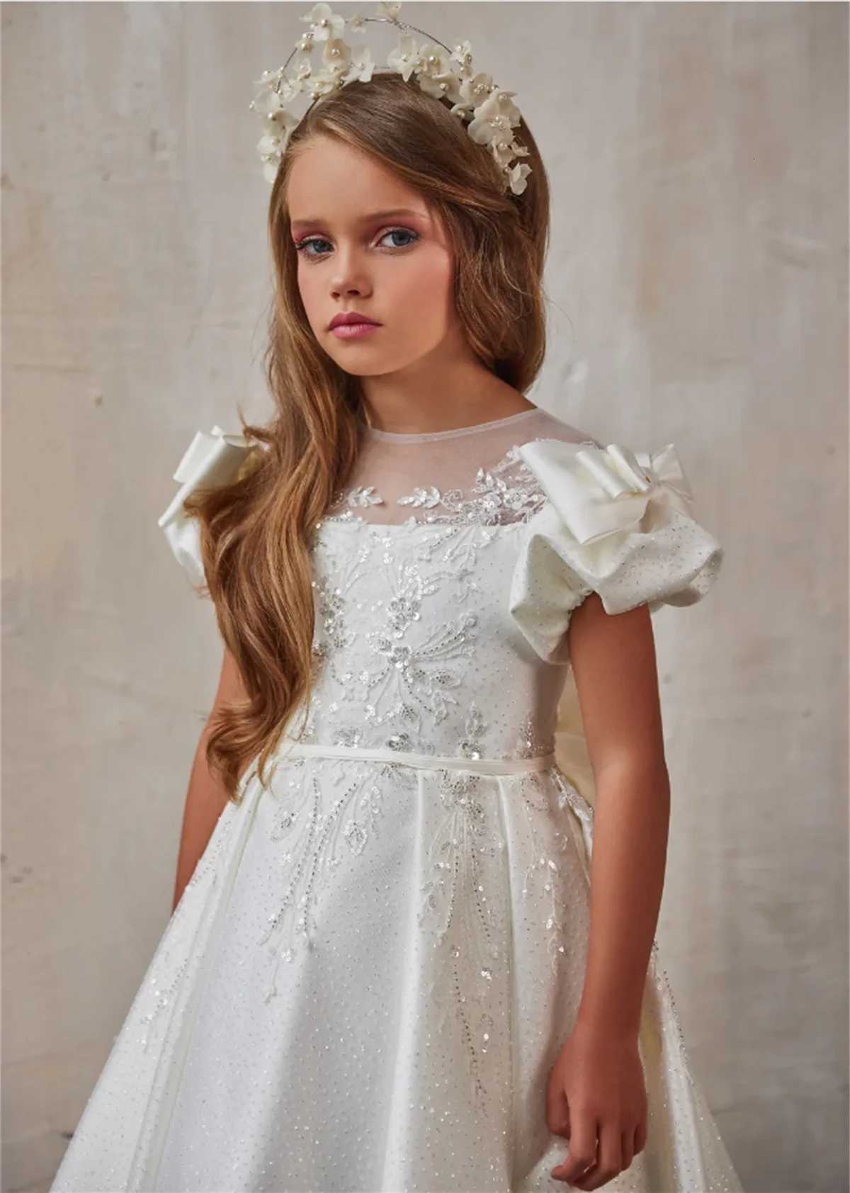 100% Cotton White Lace Applique Flower Girl Dress for Wedding Neck Toddler Puffy Princess Evening Party First Communion Ball Gown W250811