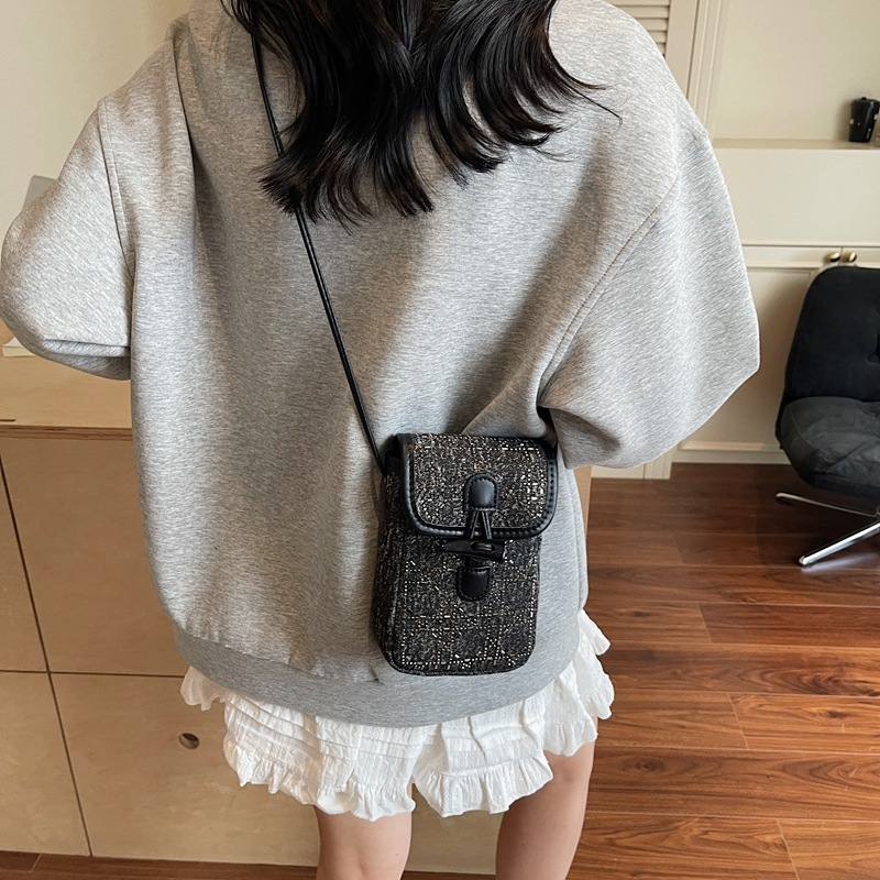 This Year's Trendy Small Bags for Women 2025 New Super Popular Denim Fabric Phone Versatile Shoulder Crossbody Bag ddmymoon