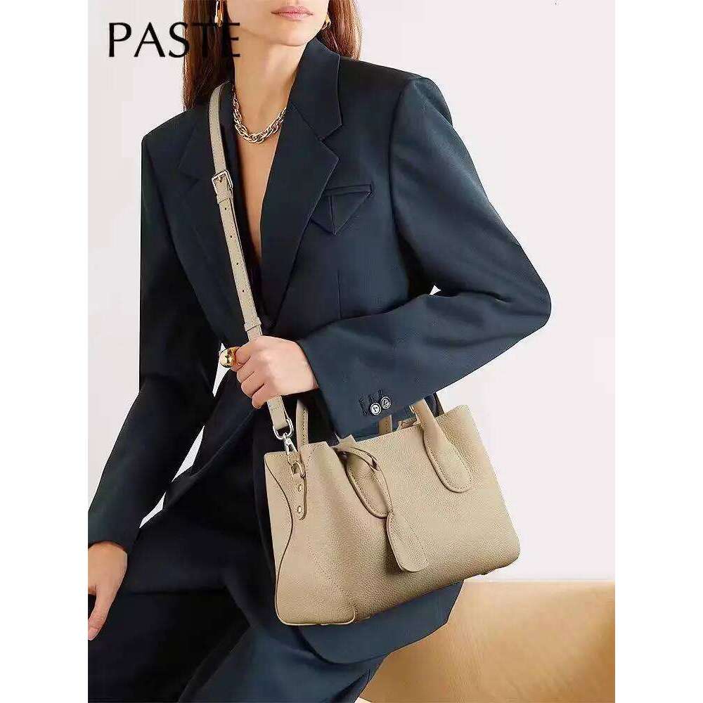 Niche Design Grey Color Medium Size 25cm Standard Tote Natural Cow Leather Women Handbag Elegant Shoulder Bag for Mom Gift