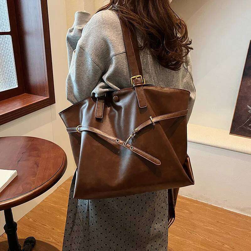 Retro Big PU Leather Shoulder for Women Winter Trend New Y2K Fashion Handbags Females Travel Tote Bag bolsas