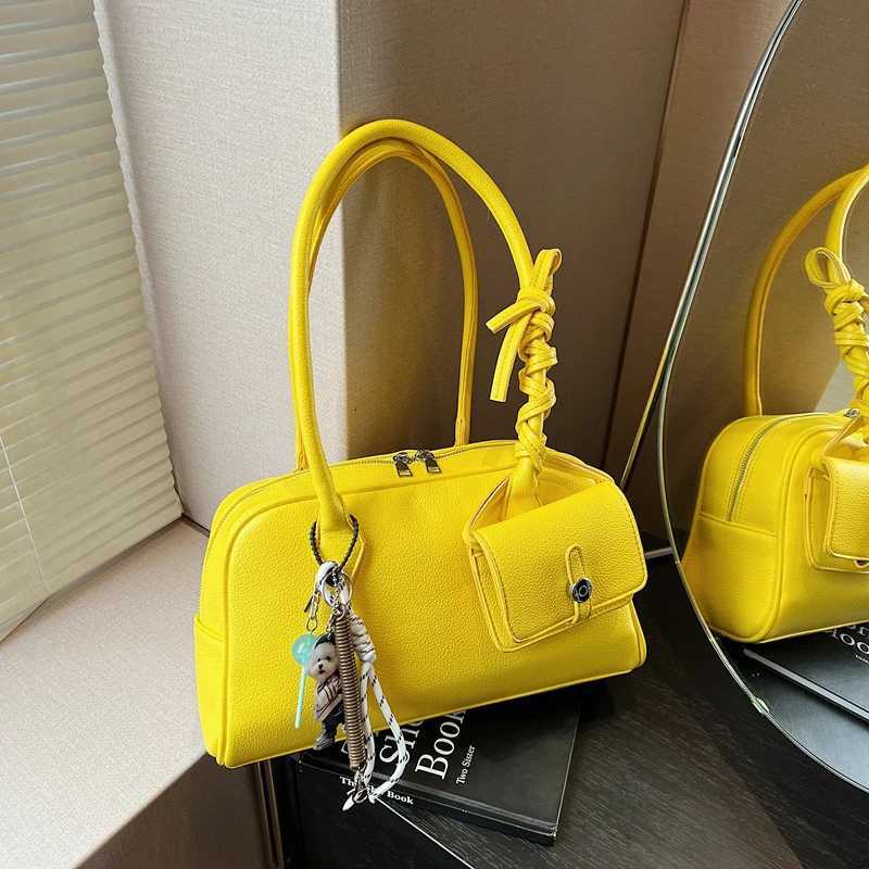 Texture Handbag FAshion Versatile Simple Solid Color Shoulder Bag With Pendant Multifunctional Commute Date Messenger Bag Z250811