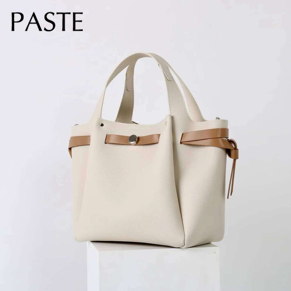 2025 Beige Color Large Capacity Commute Trapeze Tote Full Grain Cowhide Leather Women Shoulder Bag High-grade Cowskin Handbag