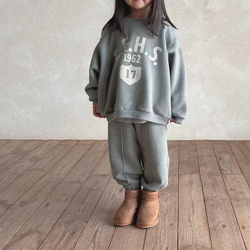 2024 Winter New Children Letter Print Fleece Sweatshirt + Sweat Pants 2pcs Set Boys Girls Thick Warm Sports Set Kids Outfits Z250811
