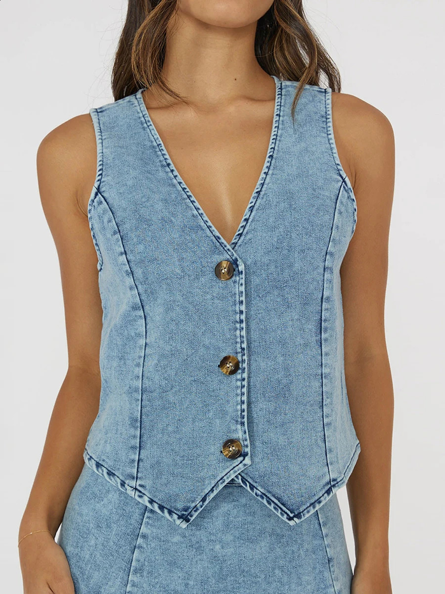 2024 Fashion Simple Style Womens Summer Casual Tank Tops Sleeveless V Neck Button Up Denim Vest 250805