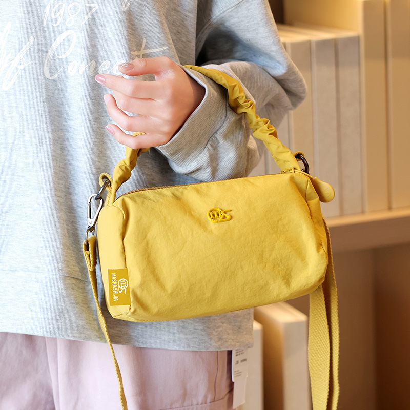 Simple Lightweight Handbag for Women, New Water-Resistant Nylon Bag, Double-Layer Large Capacity Shoulder Crossbody Bag ddmymoon