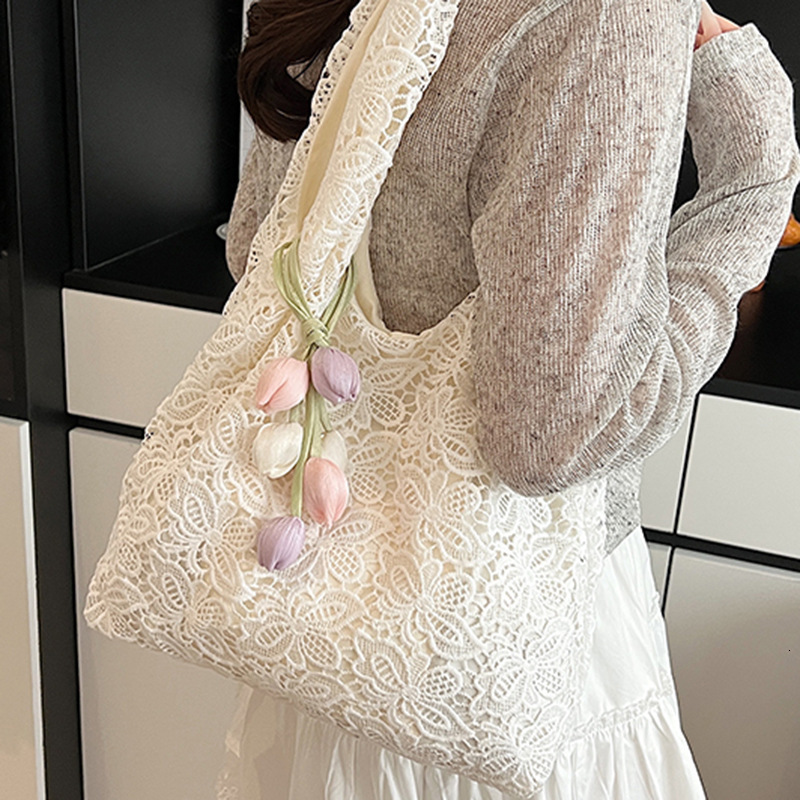 Minimalist Fashion Single Shoulder Floral Lace Summer Gentle Fairy Large Capacity Lazy Style Hollow Commuter Tote Bag ddmymoon