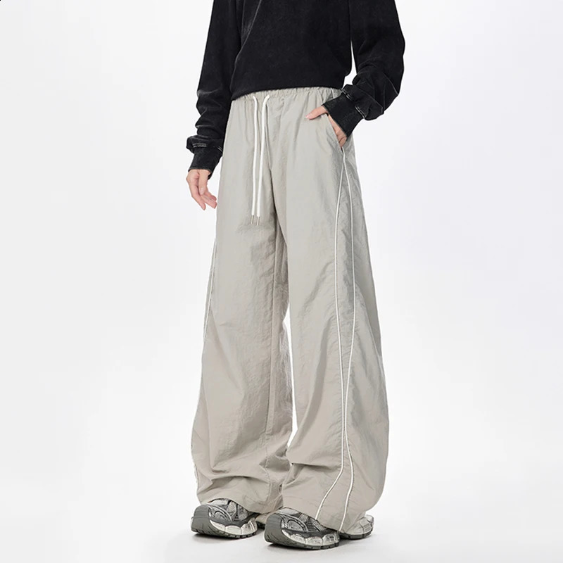 IEFB Korean Style Mens Casual Pants Soldi Color Line Contrast Color Elastic Waist Male Drawstrinf Bottom Simple 9W4124 250805