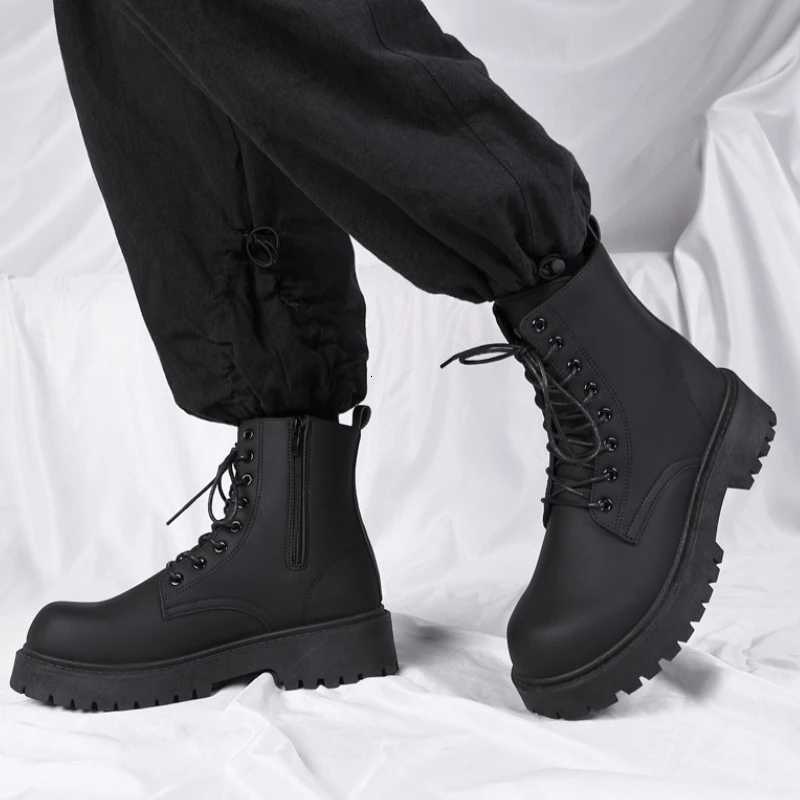 Mens Boots High Top Leather Boots British Style Black Ankle Boots Platform Lace Up Motorcycle Boots Couple Outdoor Casual Shoes W250811
