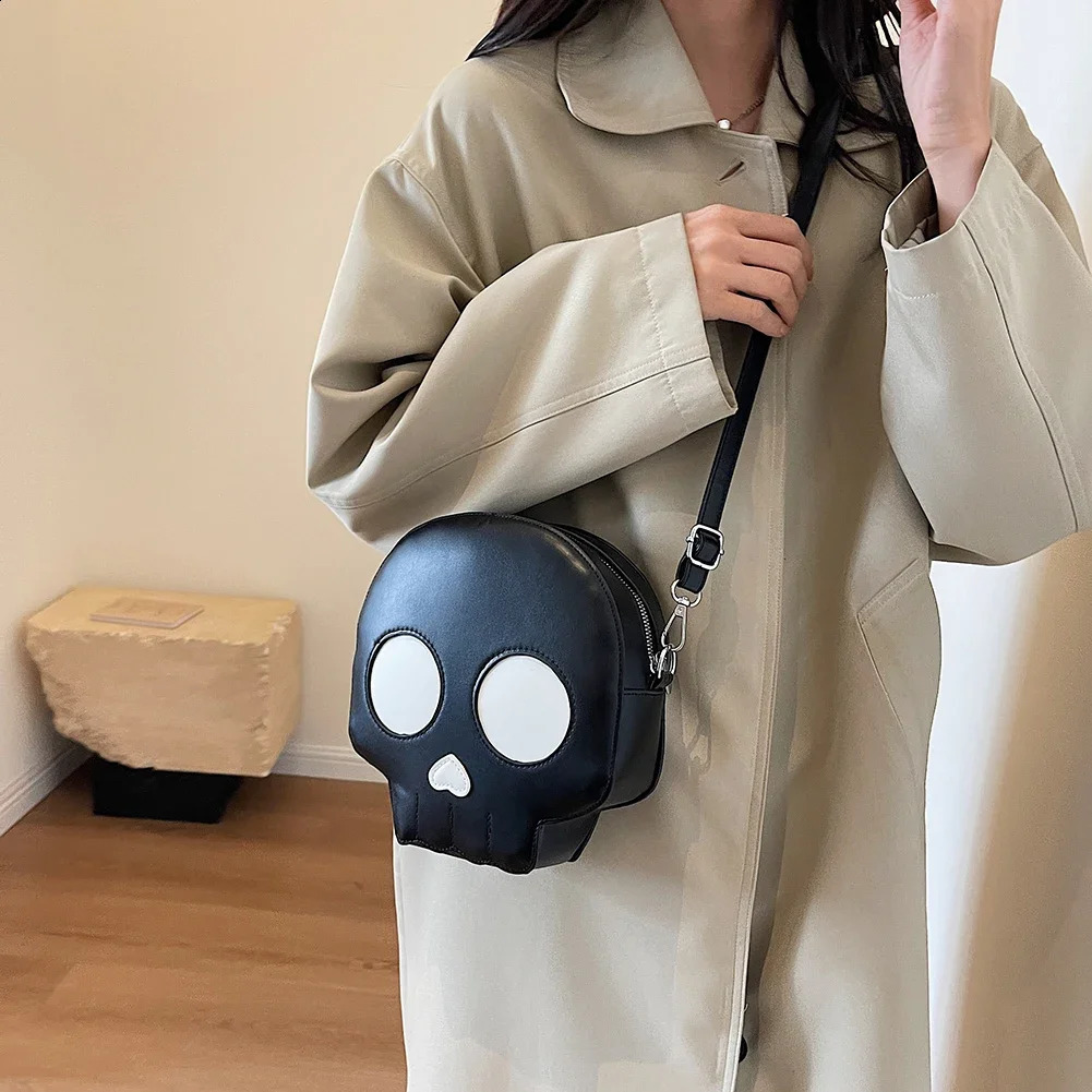 Novelty Halloween Ghost Bag Gift Women Gothic Shoulder Bag Devil Skull Funny Crossbody Bags Female Girls Ghost Handbags Purse 250807
