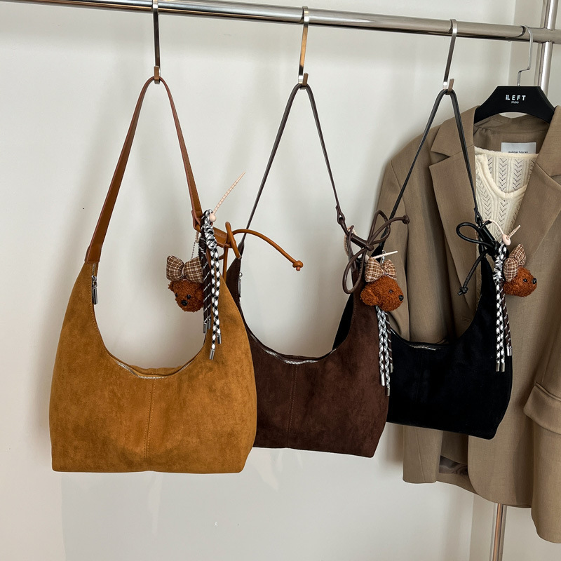 Suede Commuter Large Capacity Crossbody for Women 2025 New Lazy Style Simple Underarm Shoulder Bag ddmymoon