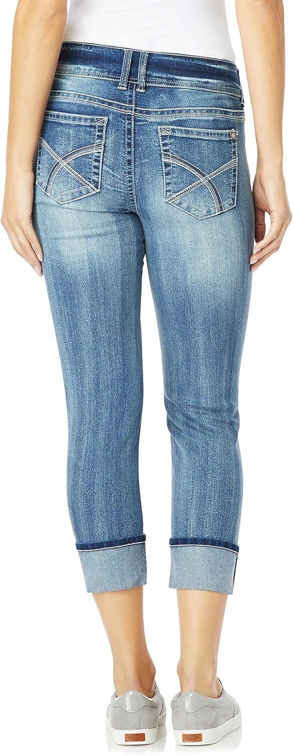 Women's Size Luscious Curvy 23.5'' Crop Mid-Rise Insta Stretch Juniors (Standard and Plus)