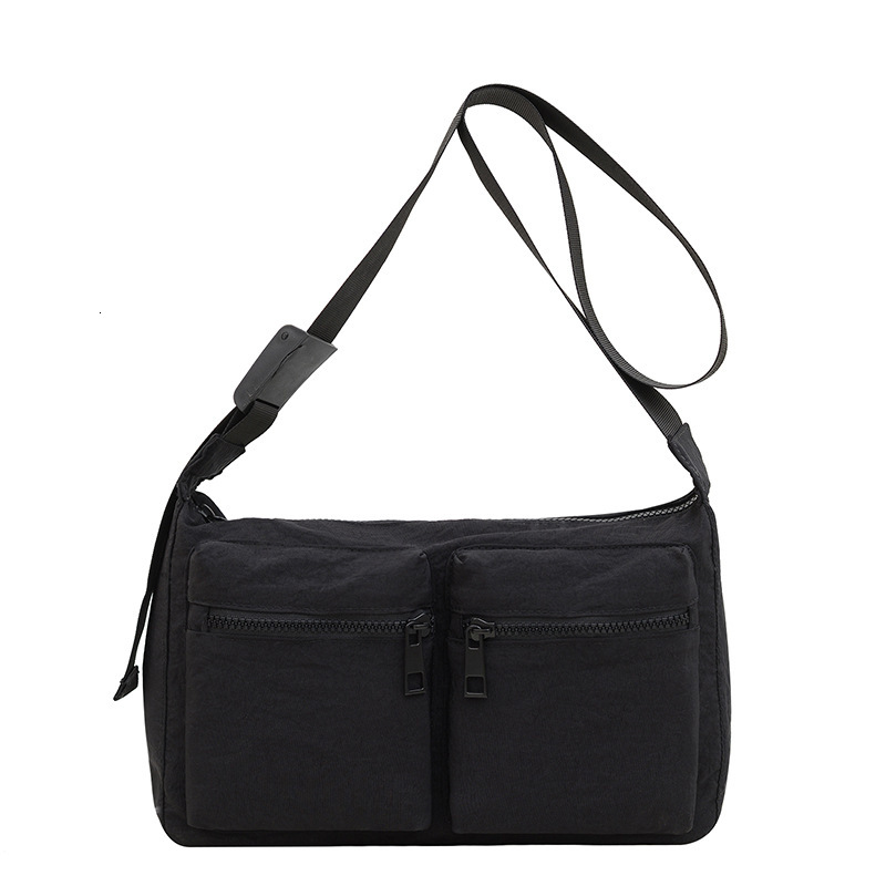 Winter New Women's Design Multi-Pocket Crossbody Commuter Simple Shoulder Bag