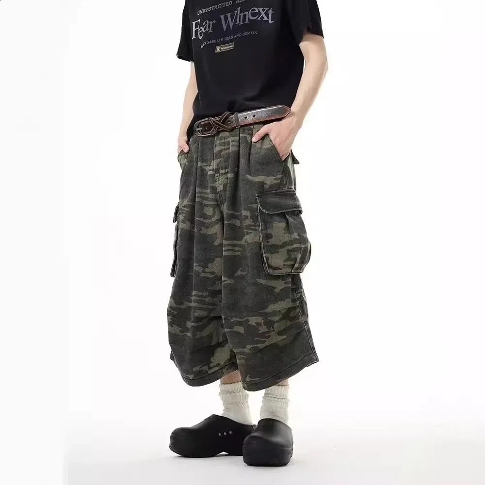 Vintage Camouflage Work Jeans Mens Loose Fit Summer Trendy Straight Leg Wide Leg Seven Point Pants Casual Streetwear 250805