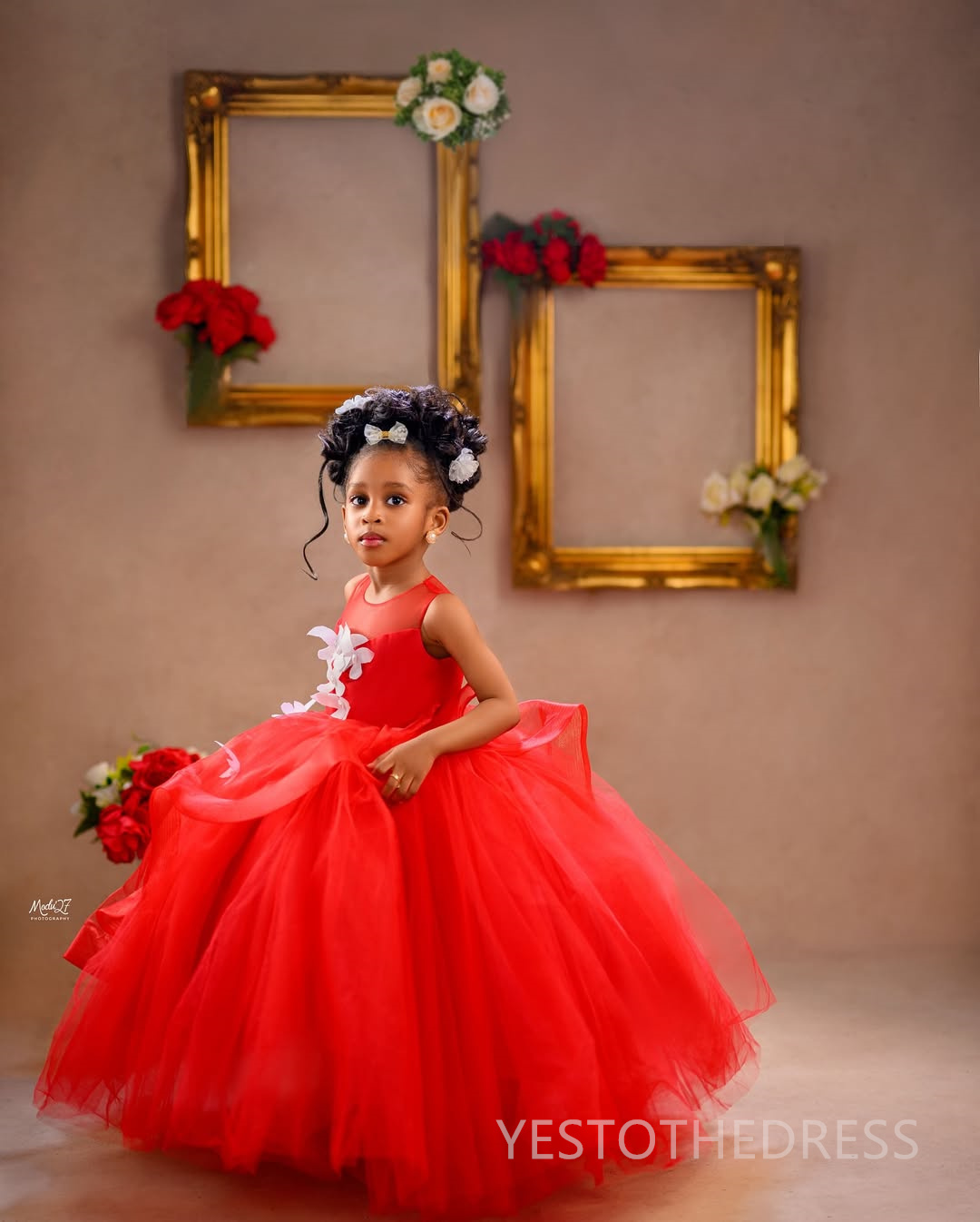 2025 Aso Ebi Red Flower Girl Dresses Children Birthday Dress Illusion Sheer Neck Appliqued Lace Tiered Tulle Princess Queen Ball Gown For Marriage F29