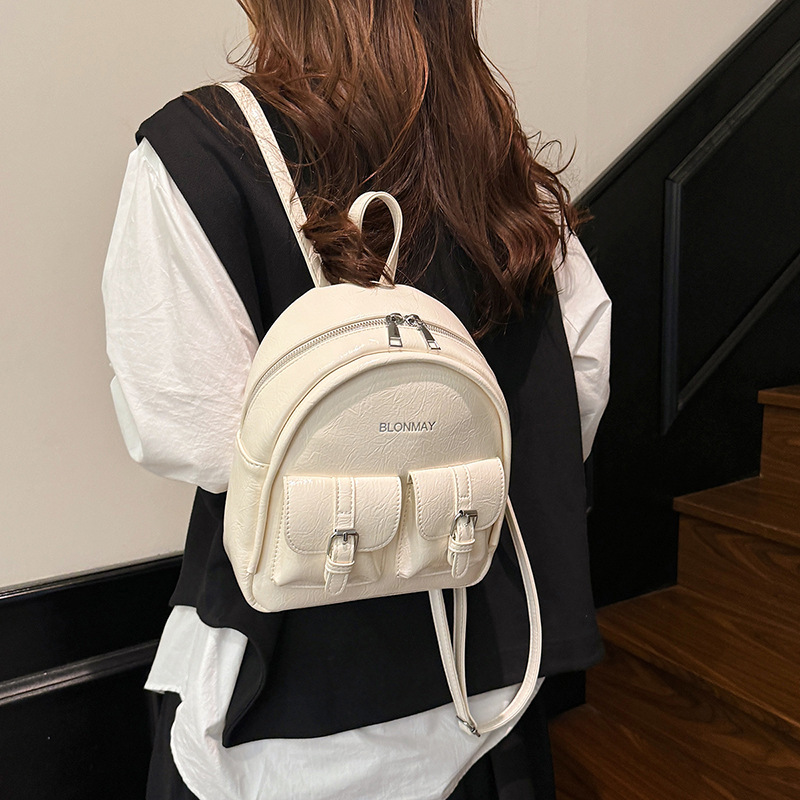 2025 Summer New Niche Stylish Backpack Large Capacity Double Shoulder Bag for Female Students Commuting to Class ddmymoon