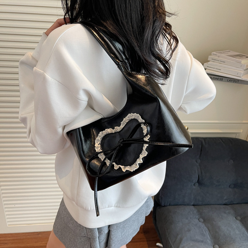 Women's Korean Style Creative Underarm Fashion Large Capacity Simple Casual Small Square Trendy High-end Shoulder Bag ddmymoon