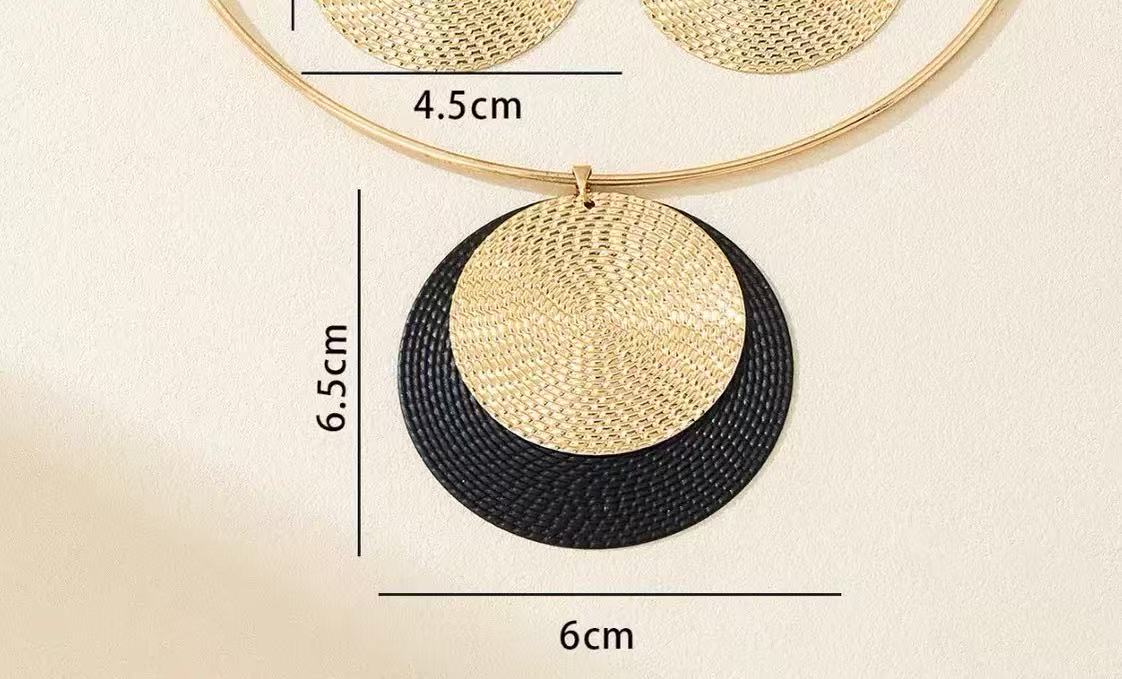 New pendant necklace, high-end fashion, perfect Valentine's Day gift for women