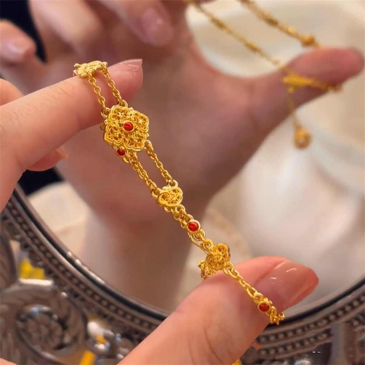 Pattern Hollow Light High-end New Chinese Style Bracelet Elegant Versatile Fashion Jewelry
