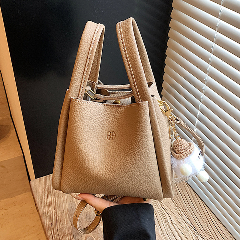 Lychee Pattern Basket for Women 2025 New High-End Niche Handbag Single Shoulder Crossbody Bag ddmymoon