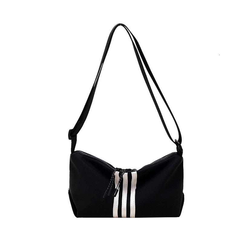 Autumn New Trendy Sports Style Women's Small Square Bag Spicy Girl Cool Style Niche Texture Women's Crossbody Bag Autumn New Designer Bag Wo