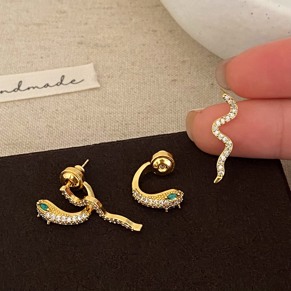 Free Shipping Designer Fashion Accessories Simple Style Women's All Zirconia High-end Snake Earrings Unique Personality Luxury Jewelry