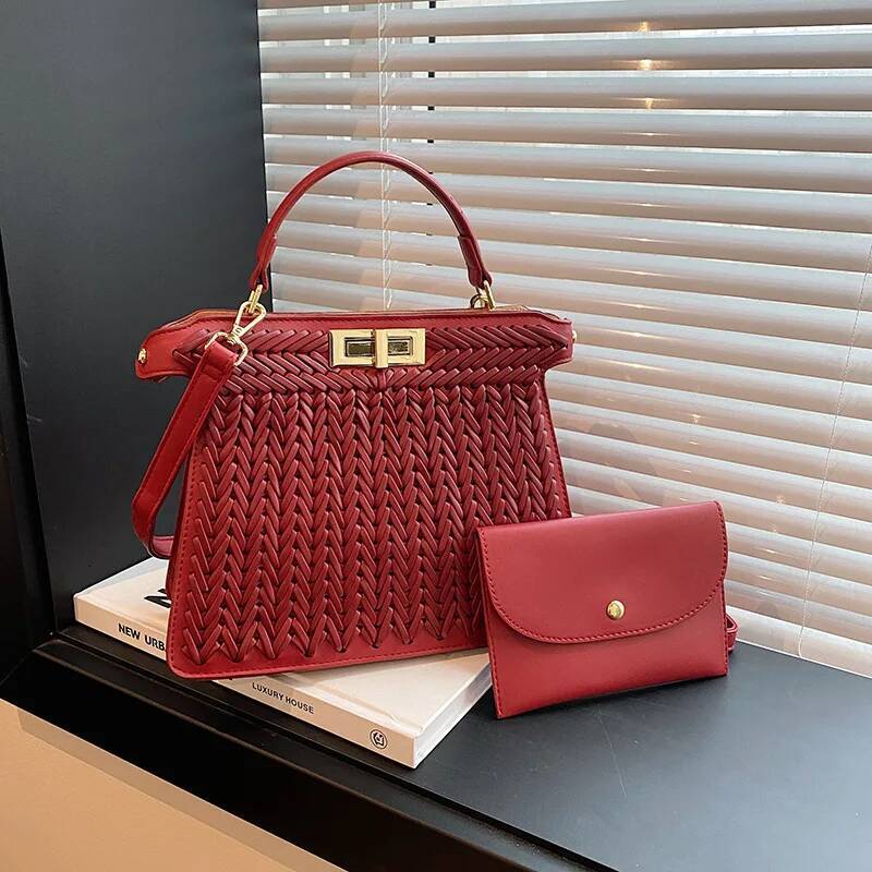 2025 New Free Freight Ladies Designer Elegant KL Bag French Woven Leather Handbag Celebrity Style Shoulder Bag Design Spacious Tiktok Hot Sale