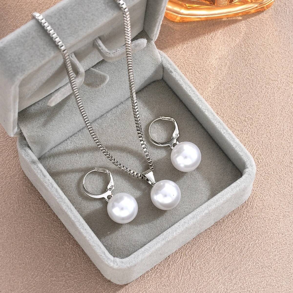 3 Pcs Round Pearl Of Earring Pendant Necklace For Women Exquisite Fashion Rhinestone Double Wedding Jewelry Set Gift