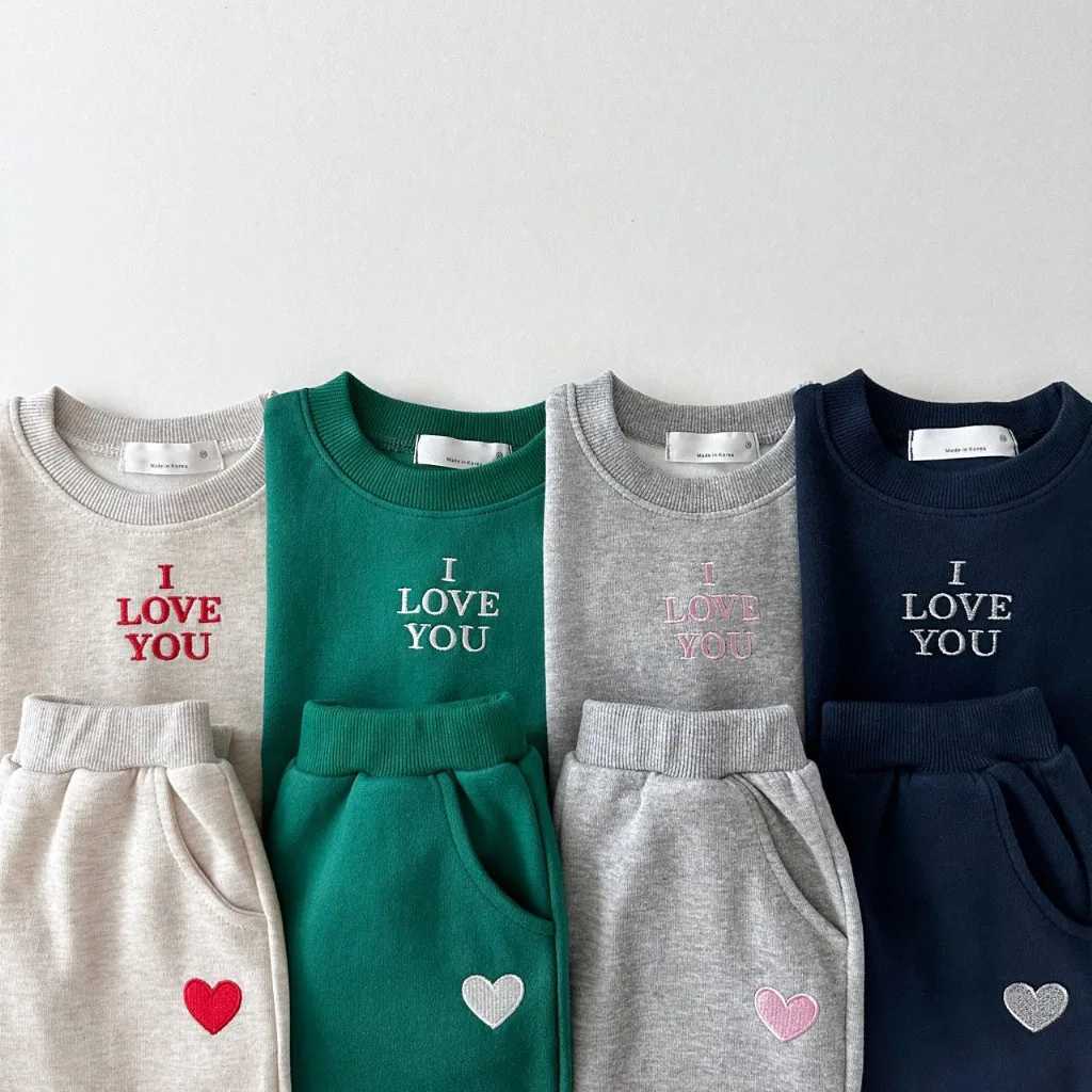 0-6 Year Old Korean Spring Baby Set Cotton Embroidered Letter Comfortable Hoodie Childrens Casual Sports Two-Piece Set Z250811