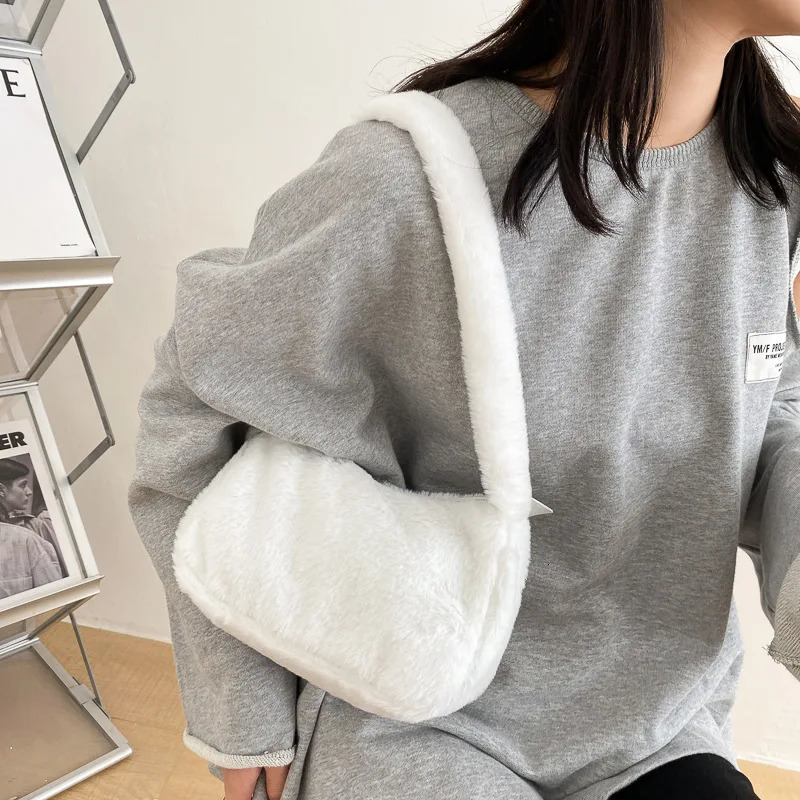 Simple n Women Soft Plush Hobos Shoulder Bags Winter Furry Ladies Clutch Purse Handbag Fashion Female Underarm Bag w250811
