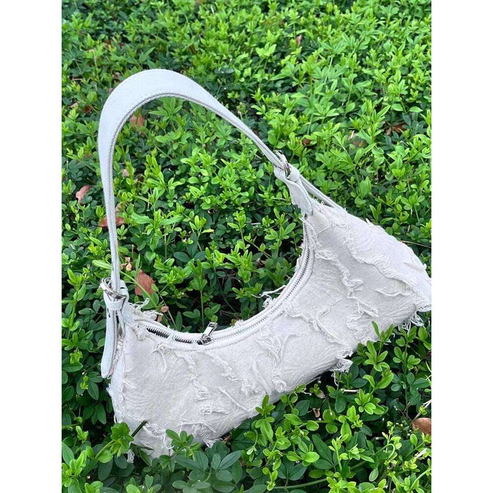 Celebrity Same Style Ins Blogger Baguette ing Canvas Patch Tassel Retro Single Shoulder Armpit Bag for Women