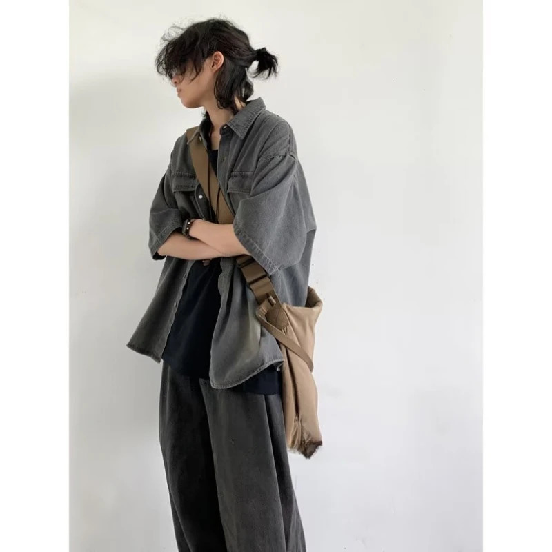 College Retro Mens Two Piece Set Hip Hop Washed Tooling Denim ShirtLetter Printed Sleeveless Top Set Street Harajuku Suit Y2K 250811