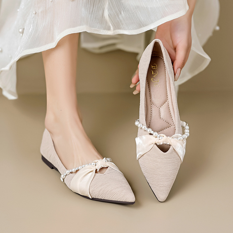 Women's pointed flat shoes 2025 designer's new pearl shallow mouth loafers