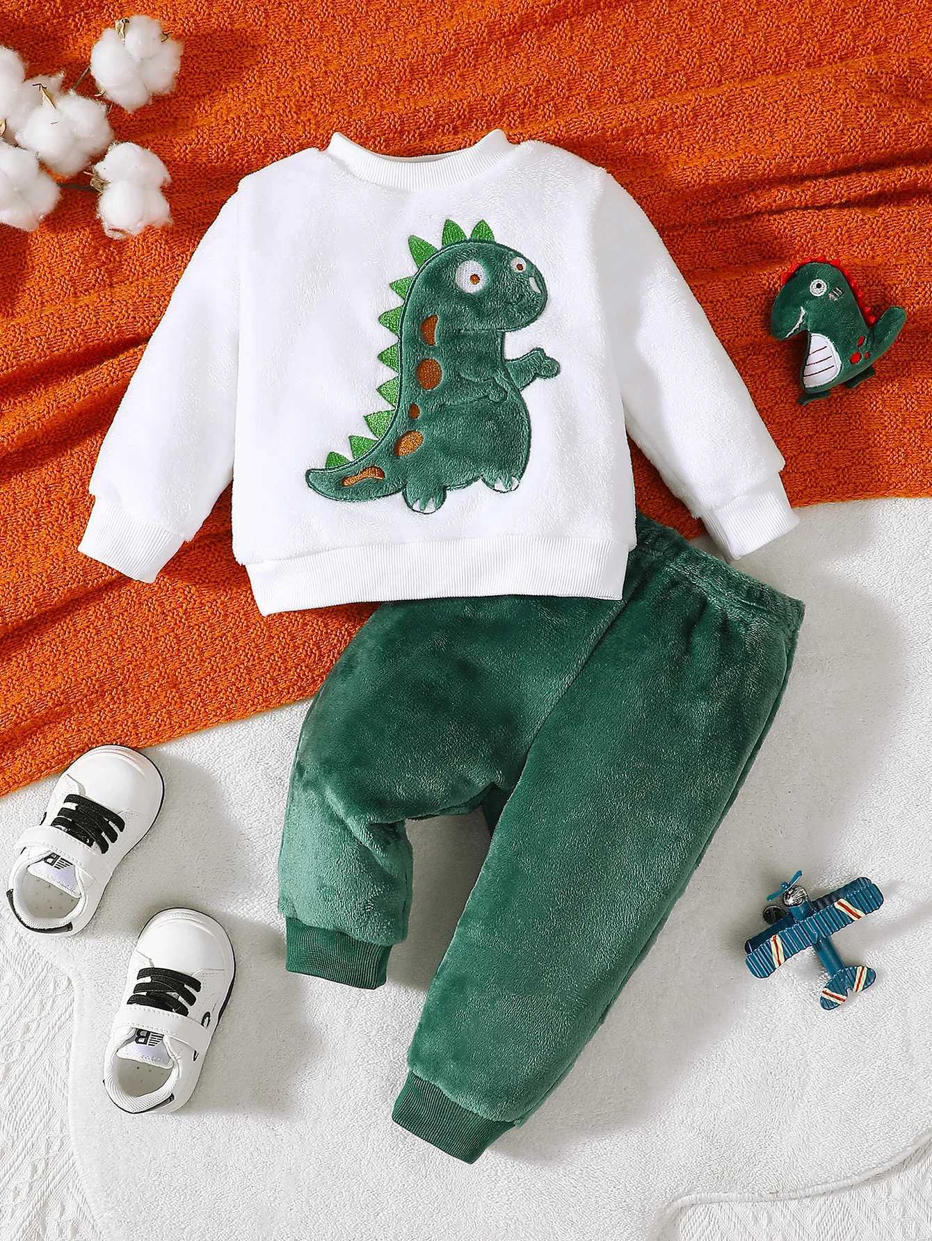 Baby Boy Autumn And Winter Dinosaur Embroidery Hoodie Plush Two-piece Set Z250811