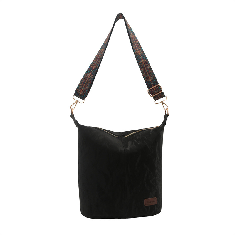 Large Capacity Bucket for Women, Design, Commuter Shoulder Bag, Trendy Versatile Wide Strap Crossbody Bag