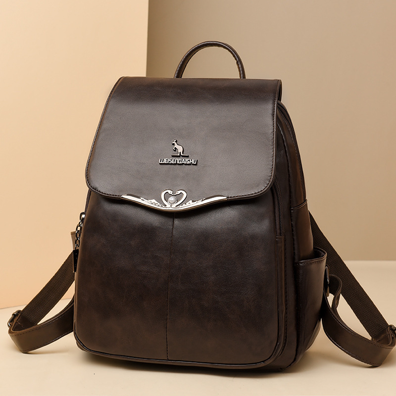 New Women's Large Capacity Soft Leather Backpack Travel Fashion Trend Middle-aged Mom Bag ddmymoon
