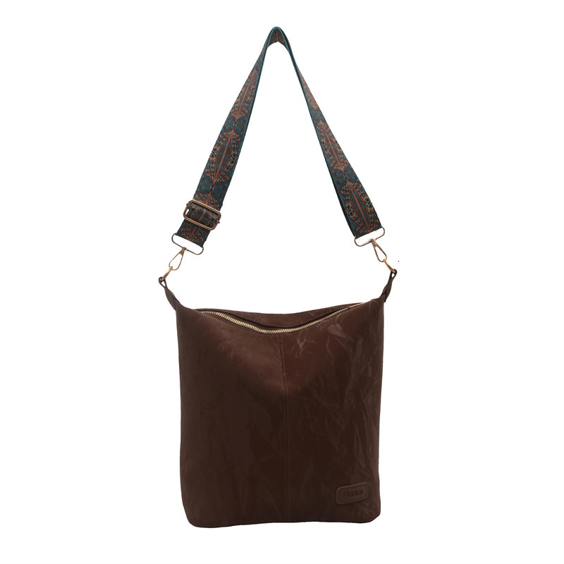 Large Capacity Bucket for Women, Design, Commuter Shoulder Bag, Trendy Versatile Wide Strap Crossbody Bag