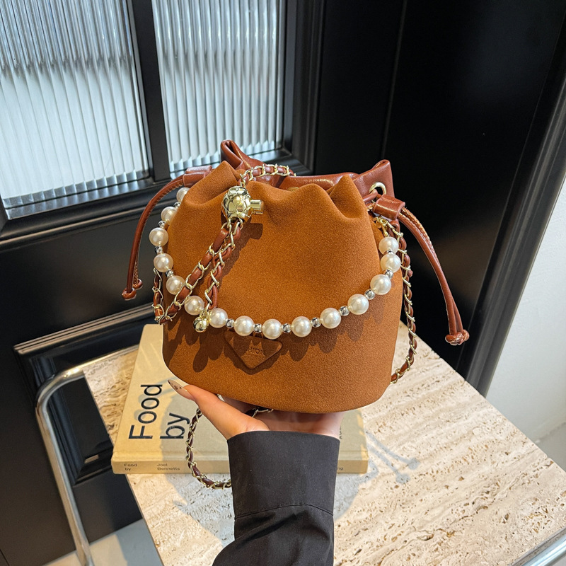 2025 Summer New Korean Version Suede Mini Children's Parent-Child Small Bucket Single Shoulder Crossbody Phone Bag ddmymoon