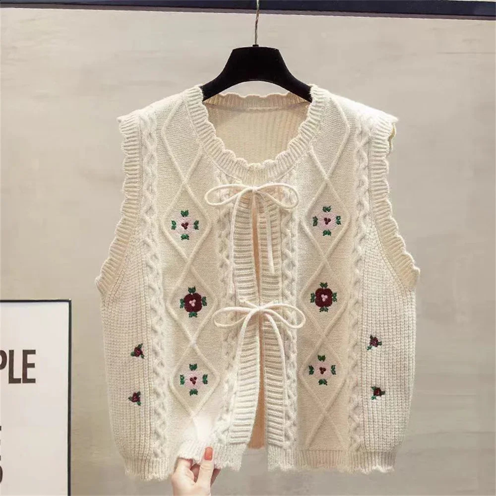 2025 Korean Spring Autumn Cardigan Embroidered Knitted Sweet Vest Women Loose Sleeveless Sweater Waistcoat Female Basic Tops 250805
