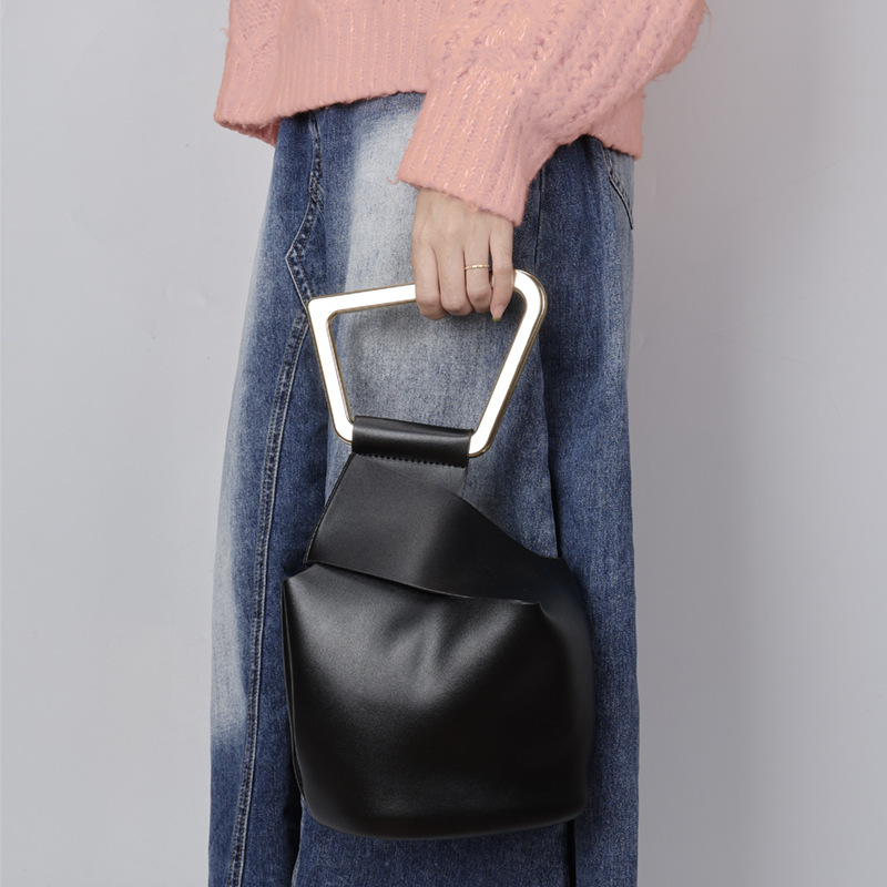 2025 New Bucket Bag for Women, Designer Acrylic Handbag, Fashion Women's Bag