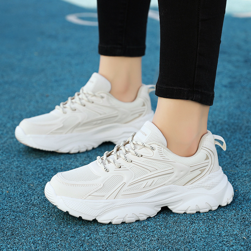 Thick soled height increasing casual shoes 2025 designer's new mesh breathable running shoes