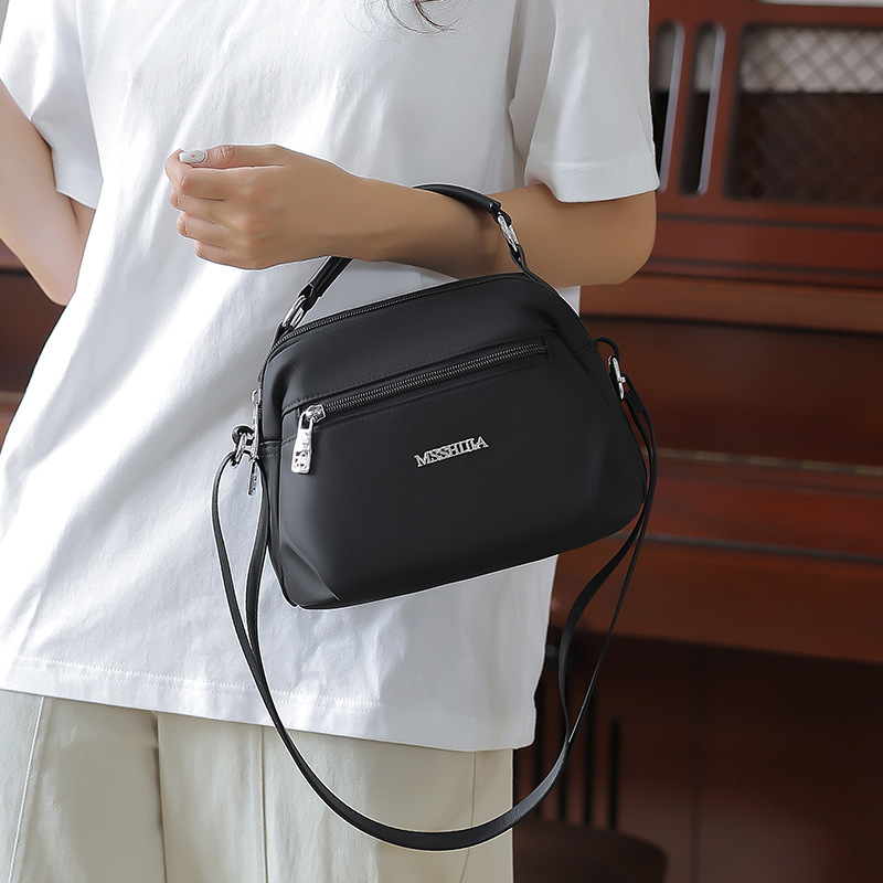 Waterproof Oxford Cloth Crossbody for Women 2025 New Casual Lightweight Large Capacity Handbag Shoulder Bag ddmymoon